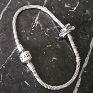 Pandora moments snake chain charm bracelet with barrel clasp 7.75 inch